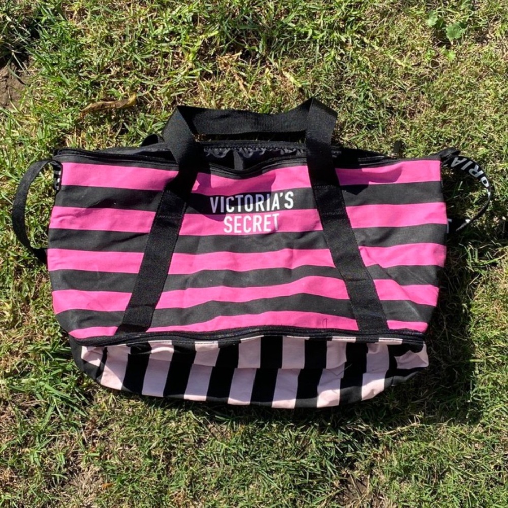 Victoria Secret Duffle Bag